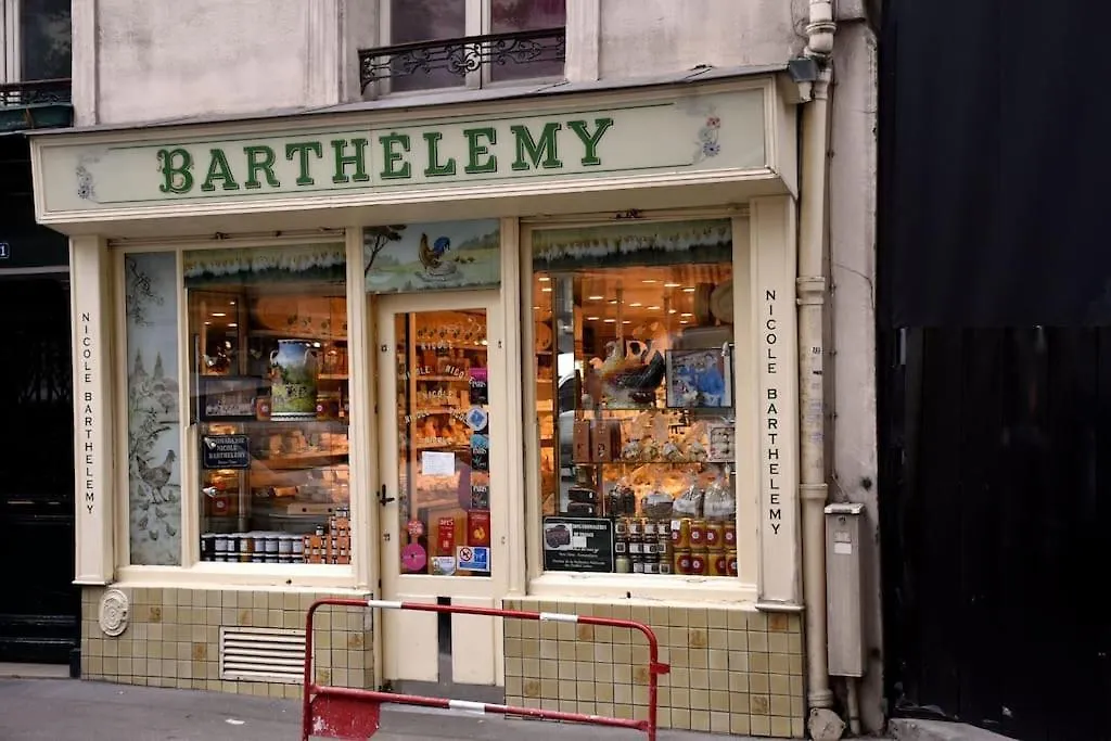 Central And Cosy 1 Bedroom Apartment Paris 0*,